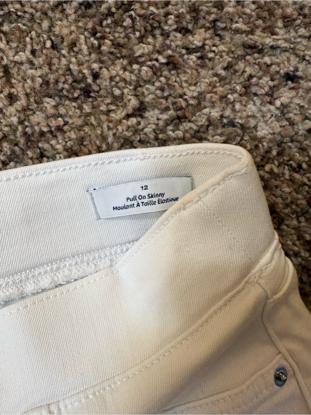 Amazon Essentials Off-White Skinny Jeans Stretchy Pull On - Picture 4 of 6